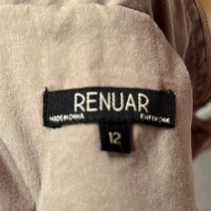 Ladies Green Safari Jacket with Gold Trim Buttons on Pockets & Gold Zipper